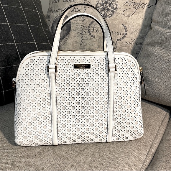 kate spade Handbags - White Leather Kate Spade Handbag Purse